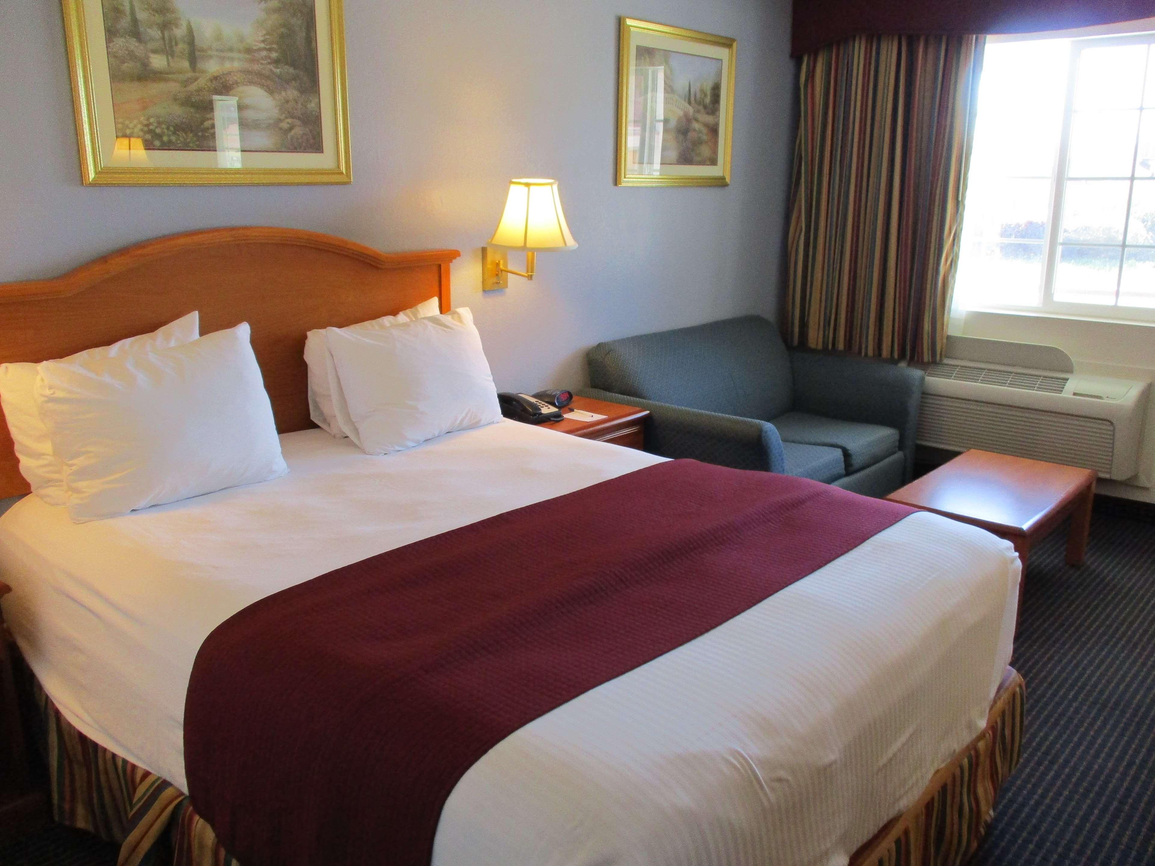 Best Western Palestine Inn Екстер'єр фото