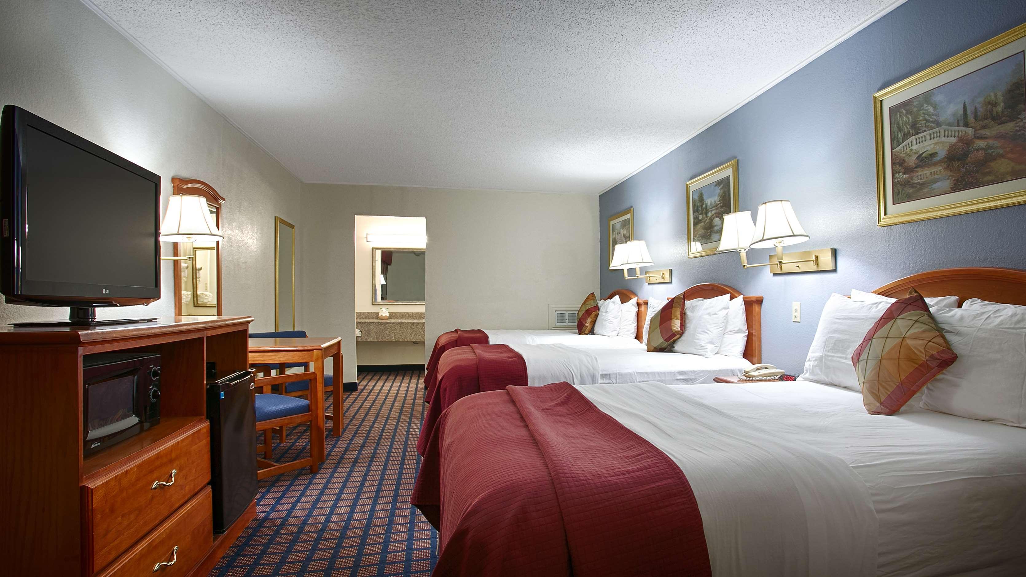Best Western Palestine Inn Екстер'єр фото