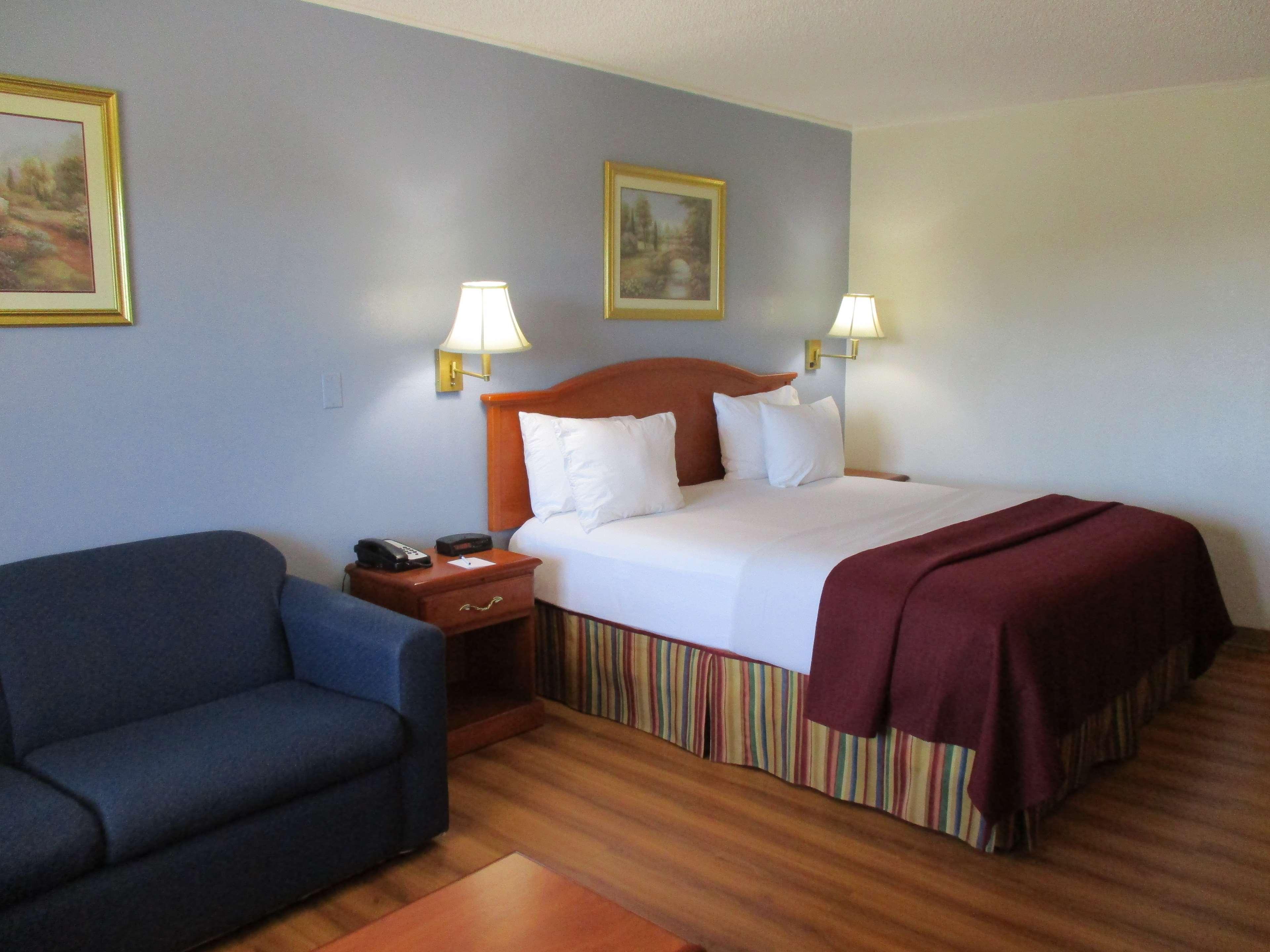Best Western Palestine Inn Екстер'єр фото