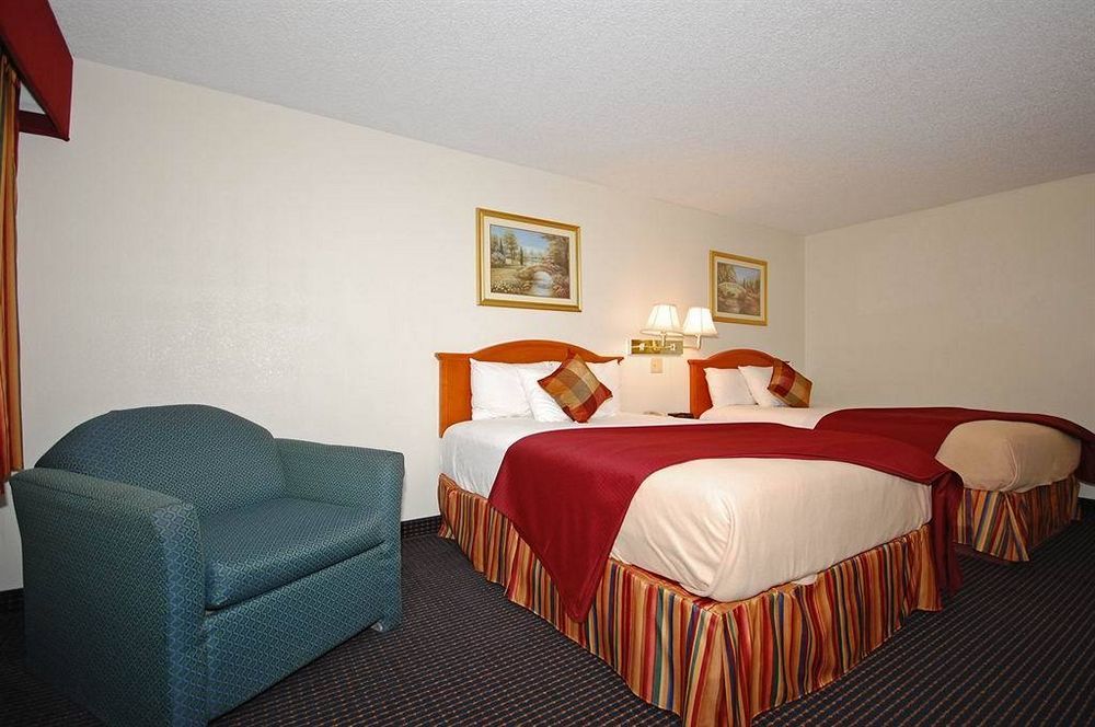 Best Western Palestine Inn Екстер'єр фото