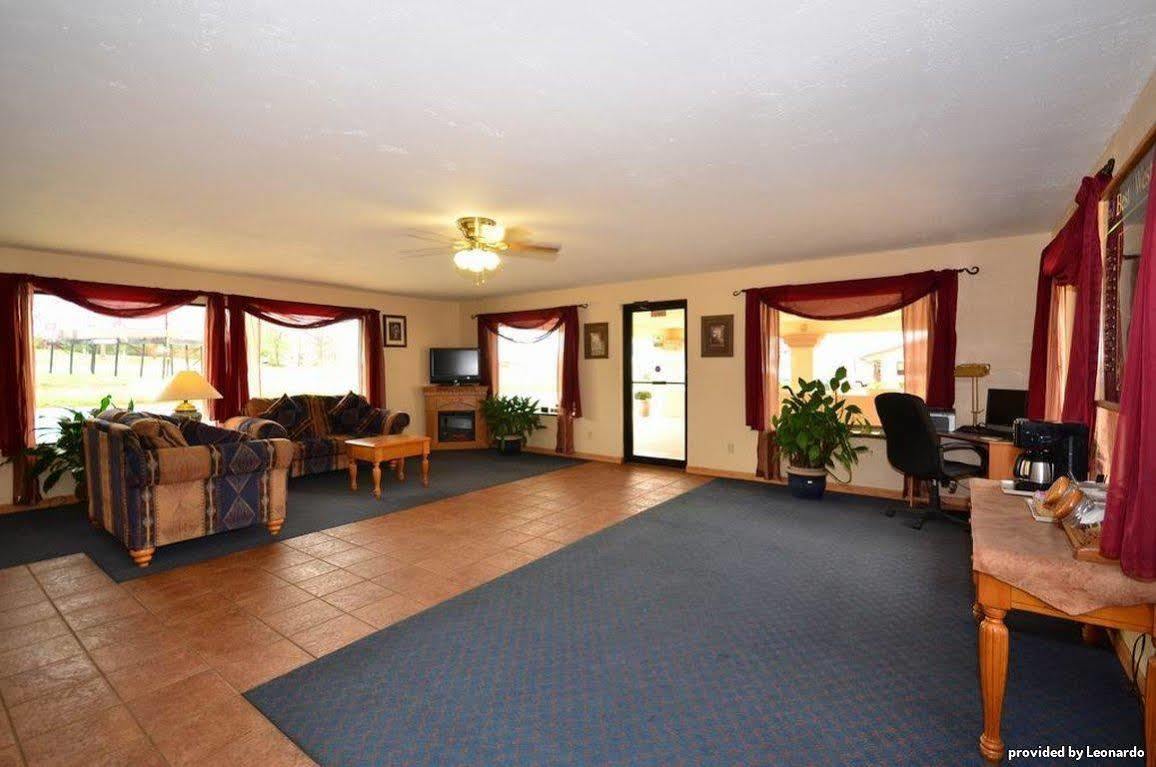 Best Western Palestine Inn Екстер'єр фото