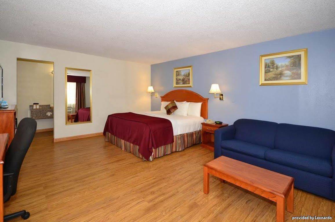Best Western Palestine Inn Номер фото