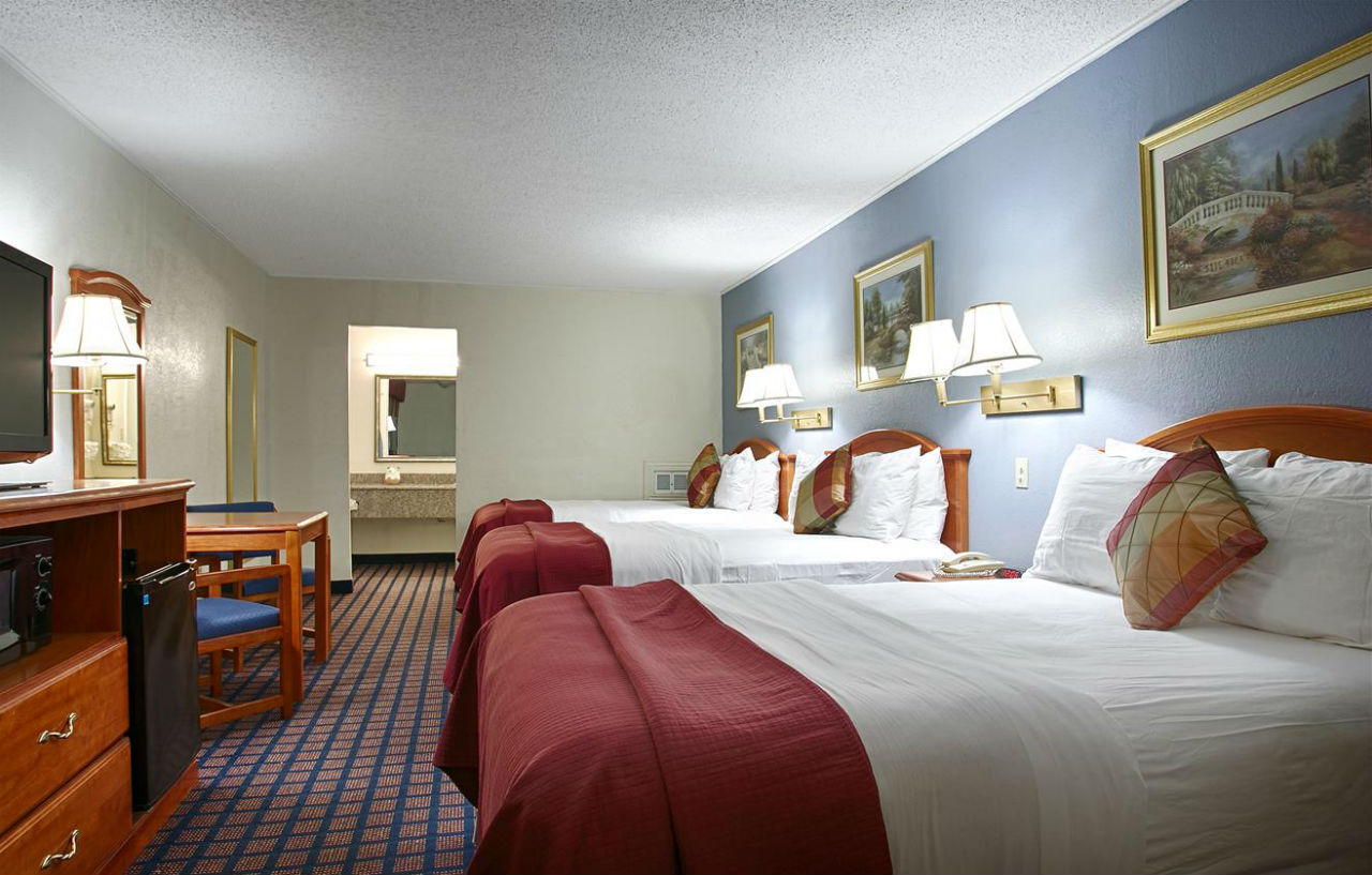 Best Western Palestine Inn Екстер'єр фото